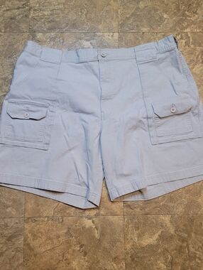 L.L. Bean Cargo Shorts Mens 42 Beige Mid Rise Hiking Fishing Outdoor Camping